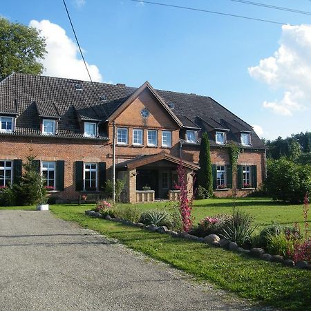 Gutshaus Daemelow Tussen Schwerin En Wismar Exterior foto
